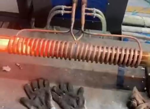 大功率中频午夜影院污视频加热设备:大型壁厚钢管热处理的理想之选(图4) 大功率中频午夜影院污视频加热设备:大型壁厚钢管热处理的理想之选(图4)