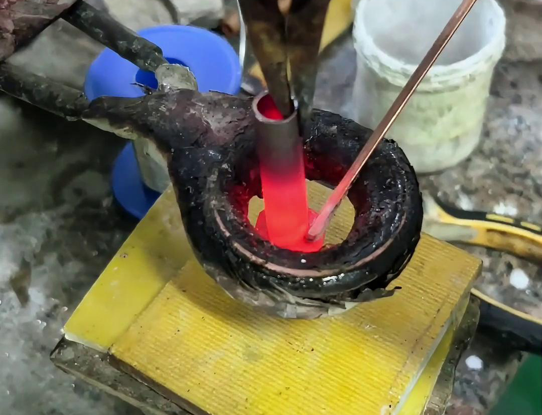 铜管焊接不用愁，高频焊机来解忧